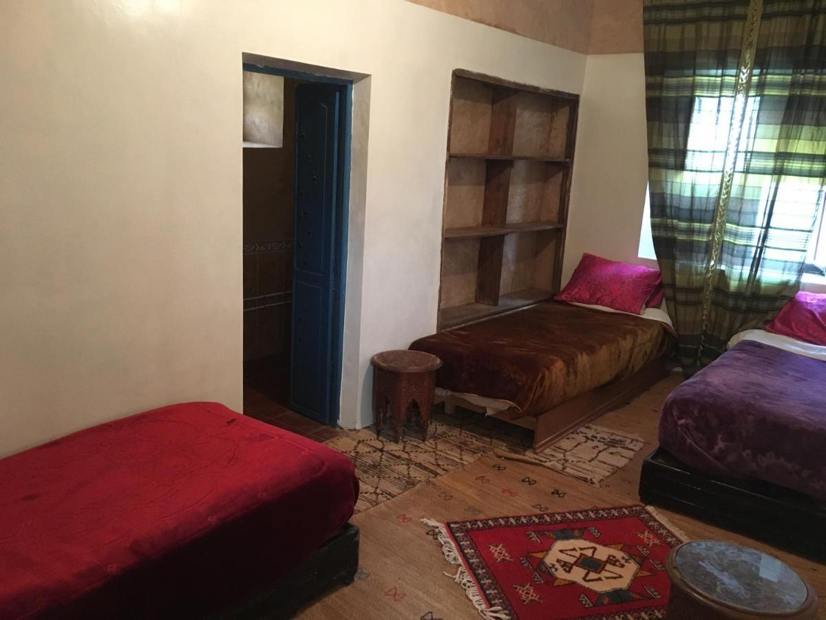 Maison D'Hotes Dar Afra Ait Ziri Esterno foto