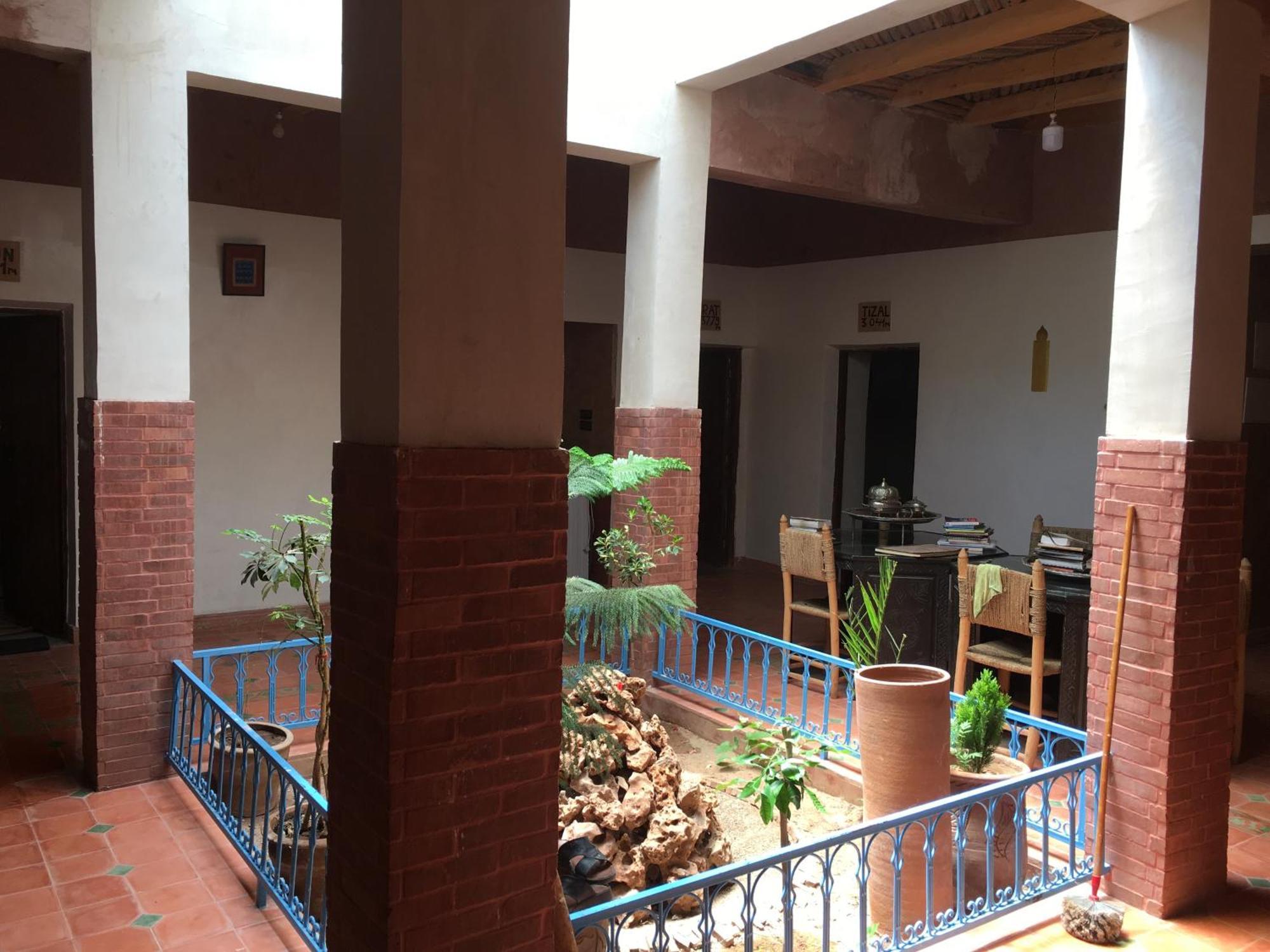Maison D'Hotes Dar Afra Ait Ziri Esterno foto