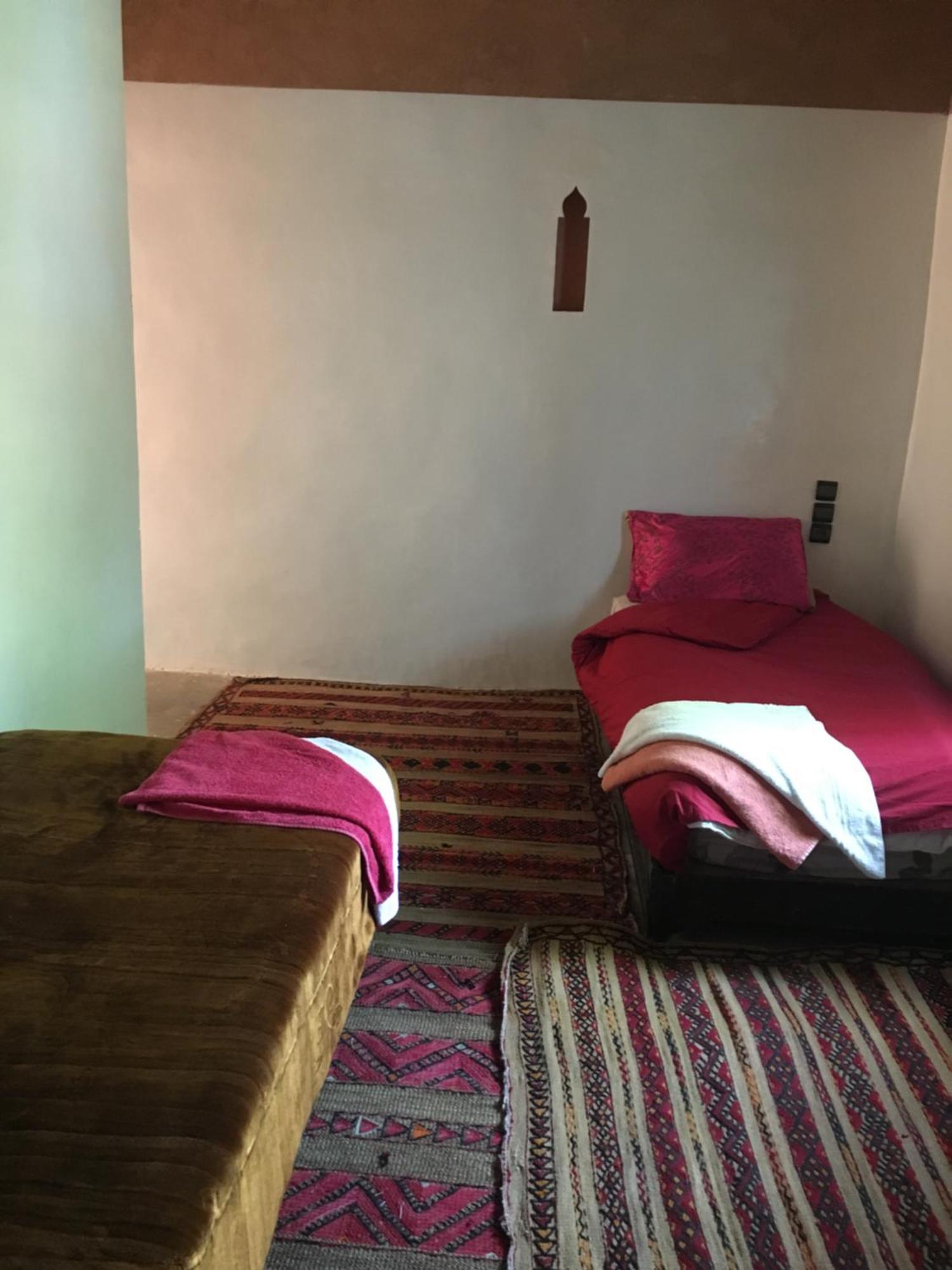 Maison D'Hotes Dar Afra Ait Ziri Esterno foto