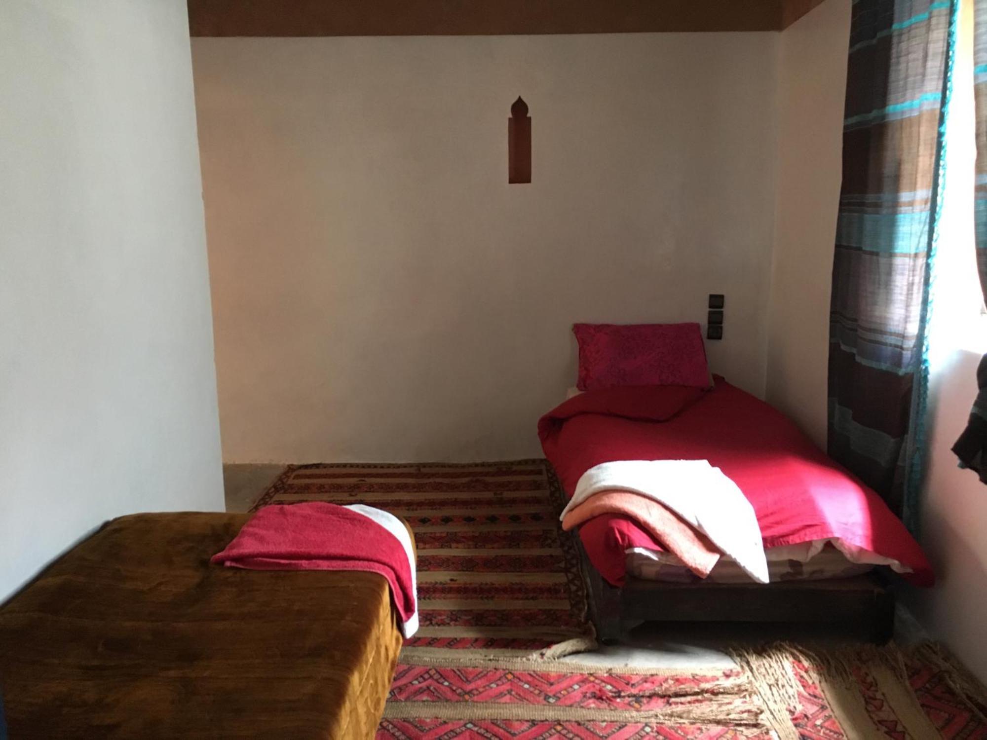 Maison D'Hotes Dar Afra Ait Ziri Esterno foto